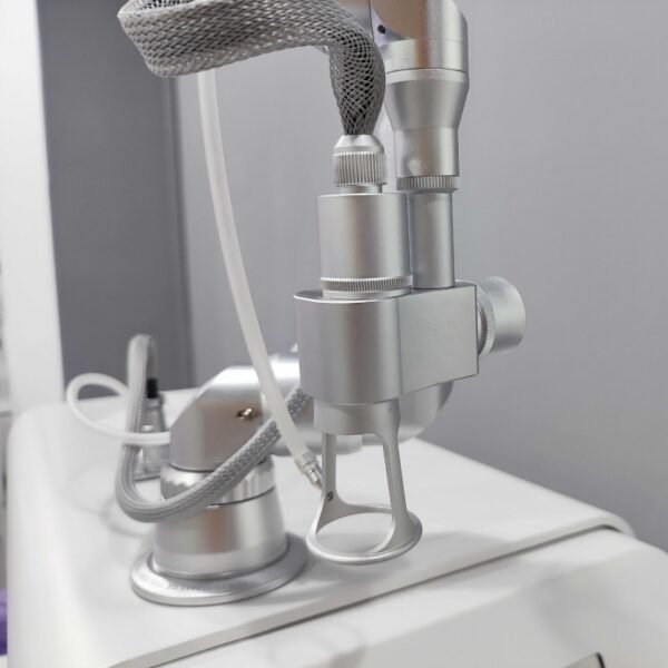 fractional co2 laser (1) Co2 Fractional Laser Peeling Skin Resurfacing Acne Scar Therapy